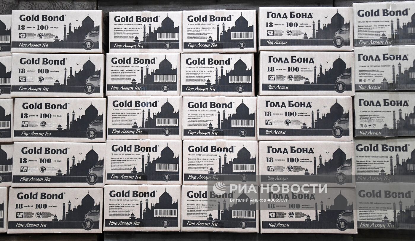 Работа индийской чаеразвесочной фабрики "Джей Ти" во Владивостоке 