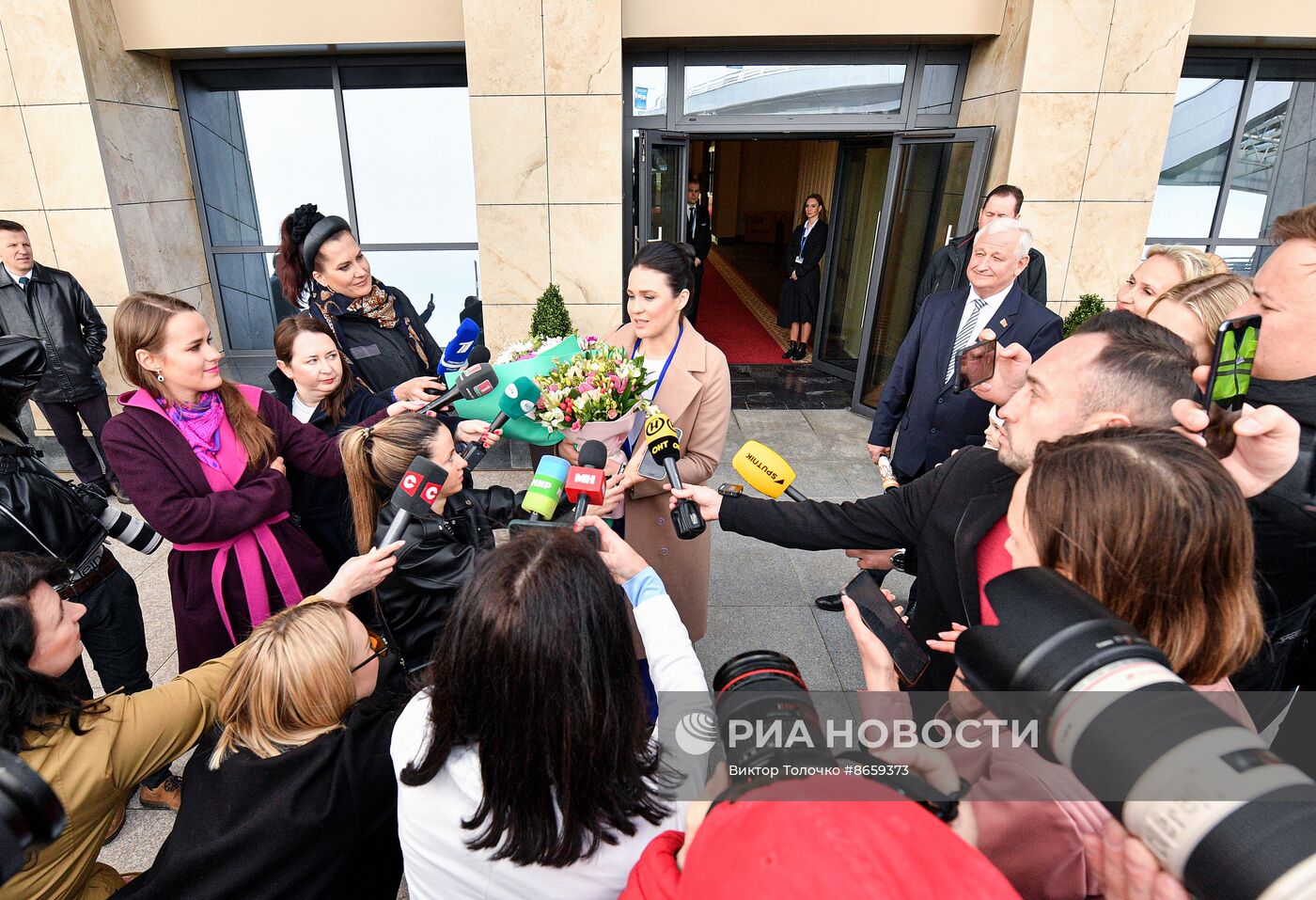 Прилет первого белорусского космонавта М. Василевской в Минск