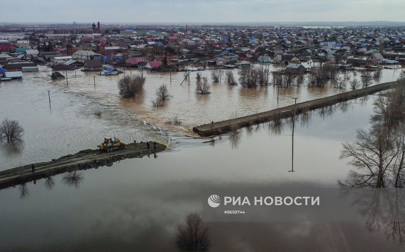 Прорыв дамбы в Орске