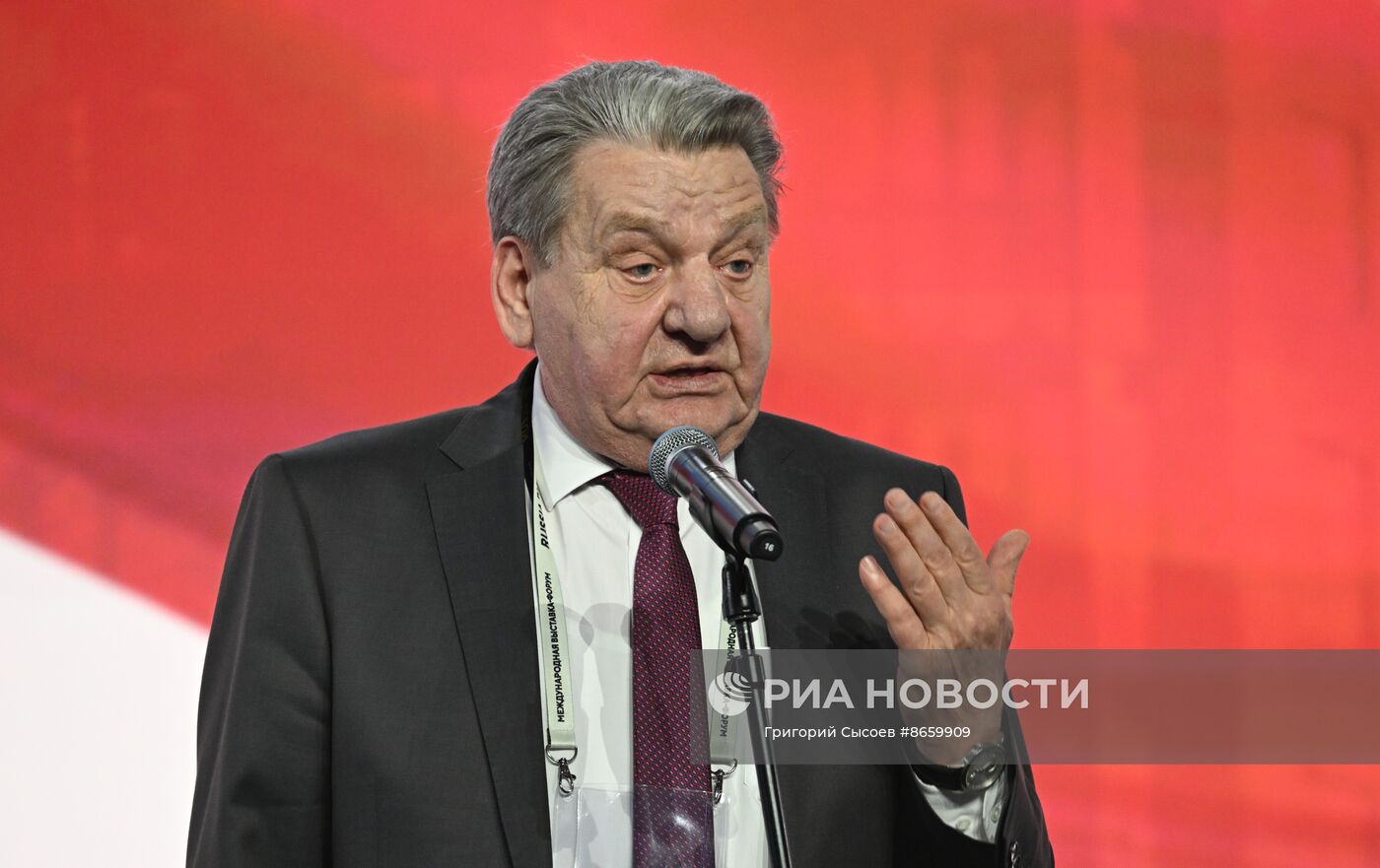 Выставка "Россия". 375 лет отрасли жилищно-коммунального хозяйства России