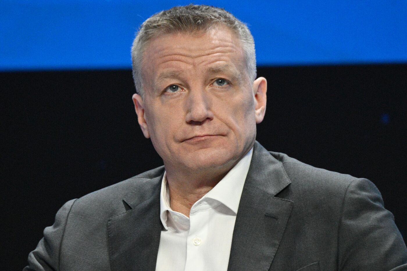 Выставка "Россия". Панельная сессия "Создание образа будущего. Научная фантастика и прогностика как инструмент формирования образа будущего"