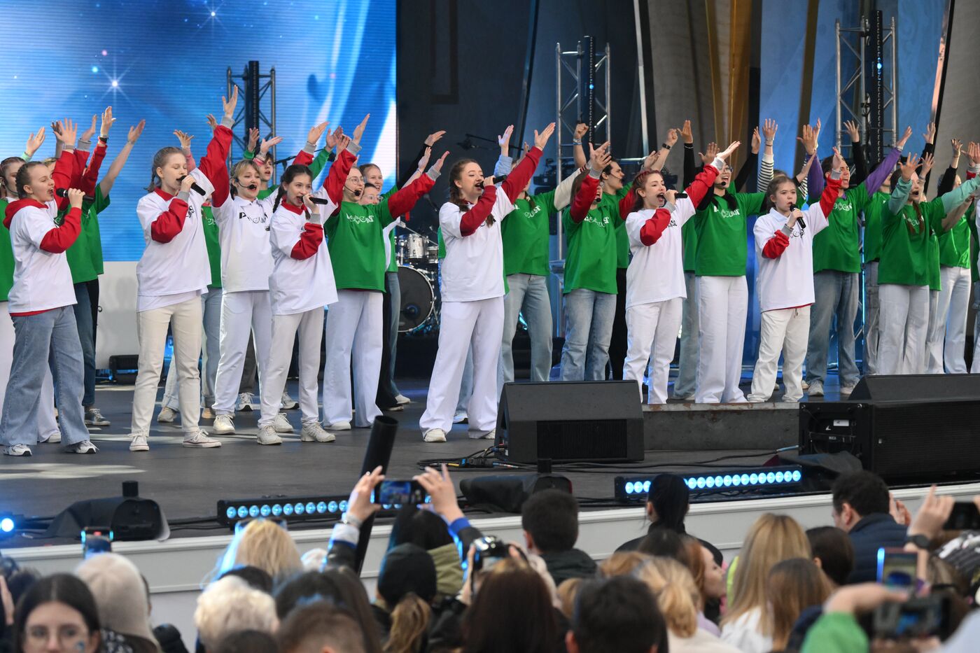 Выставка "Россия". Концерт "Время России! Время вперед!"