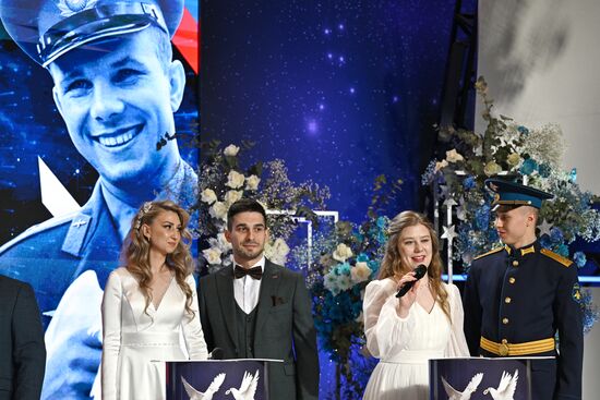 Выставка "Россия". День космонавтики