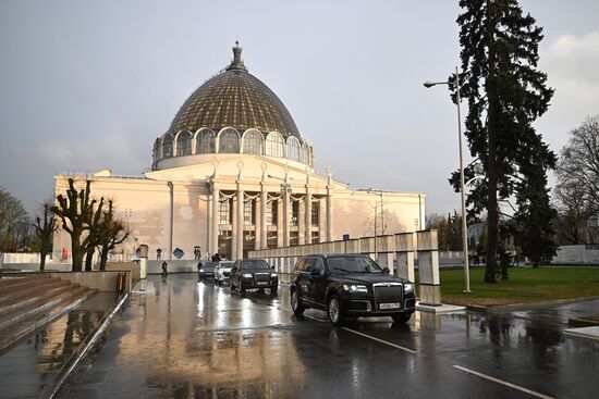 Выставка "Россия". День космонавтики