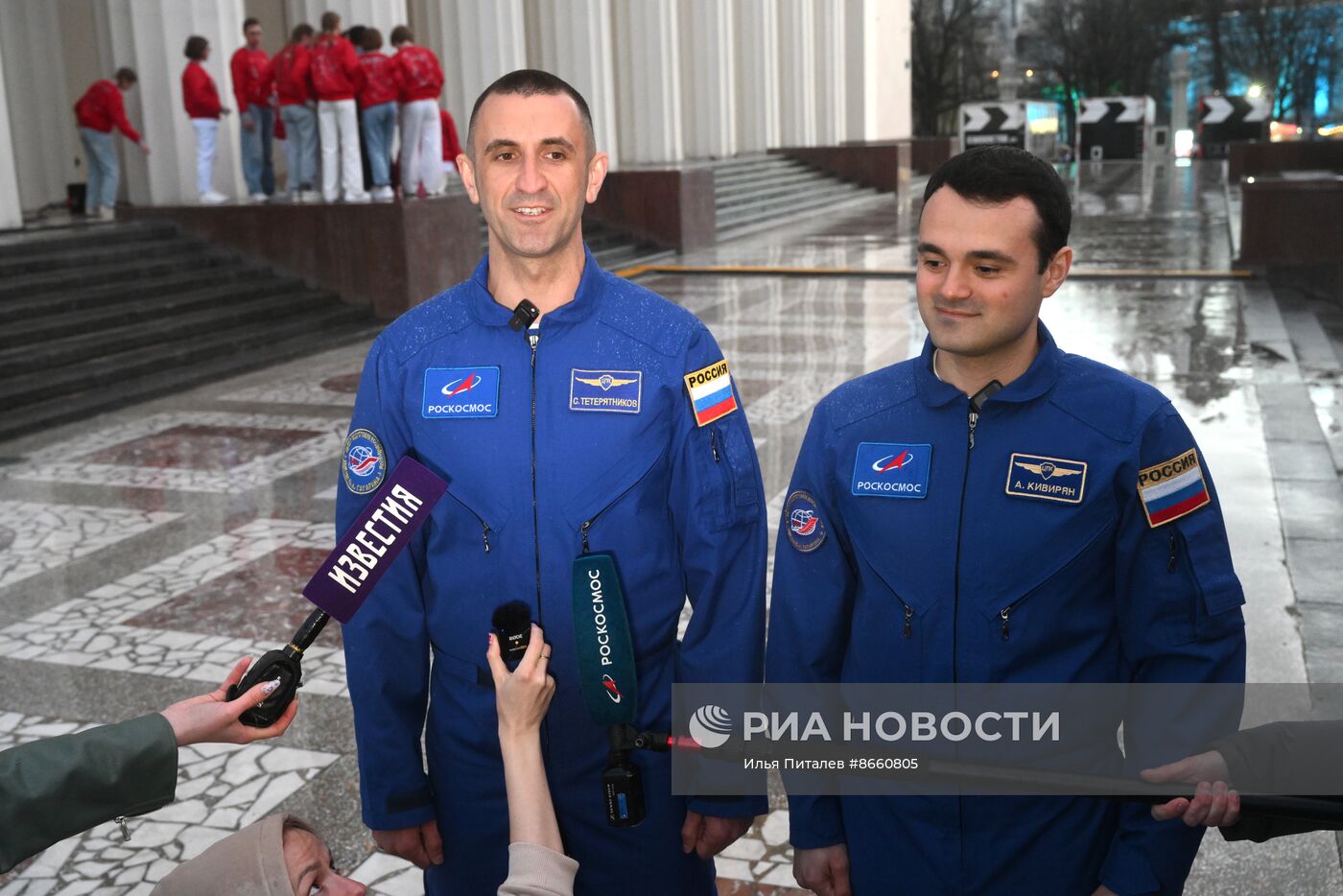 Выставка "Россия". День космонавтики