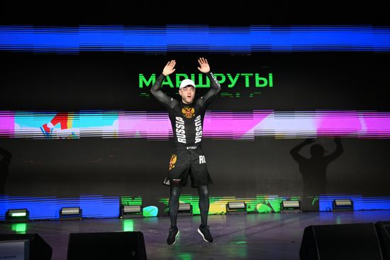 Выставка "Россия". Презентация новой коллекции экскурсионных маршрутов по выставке "Россия"