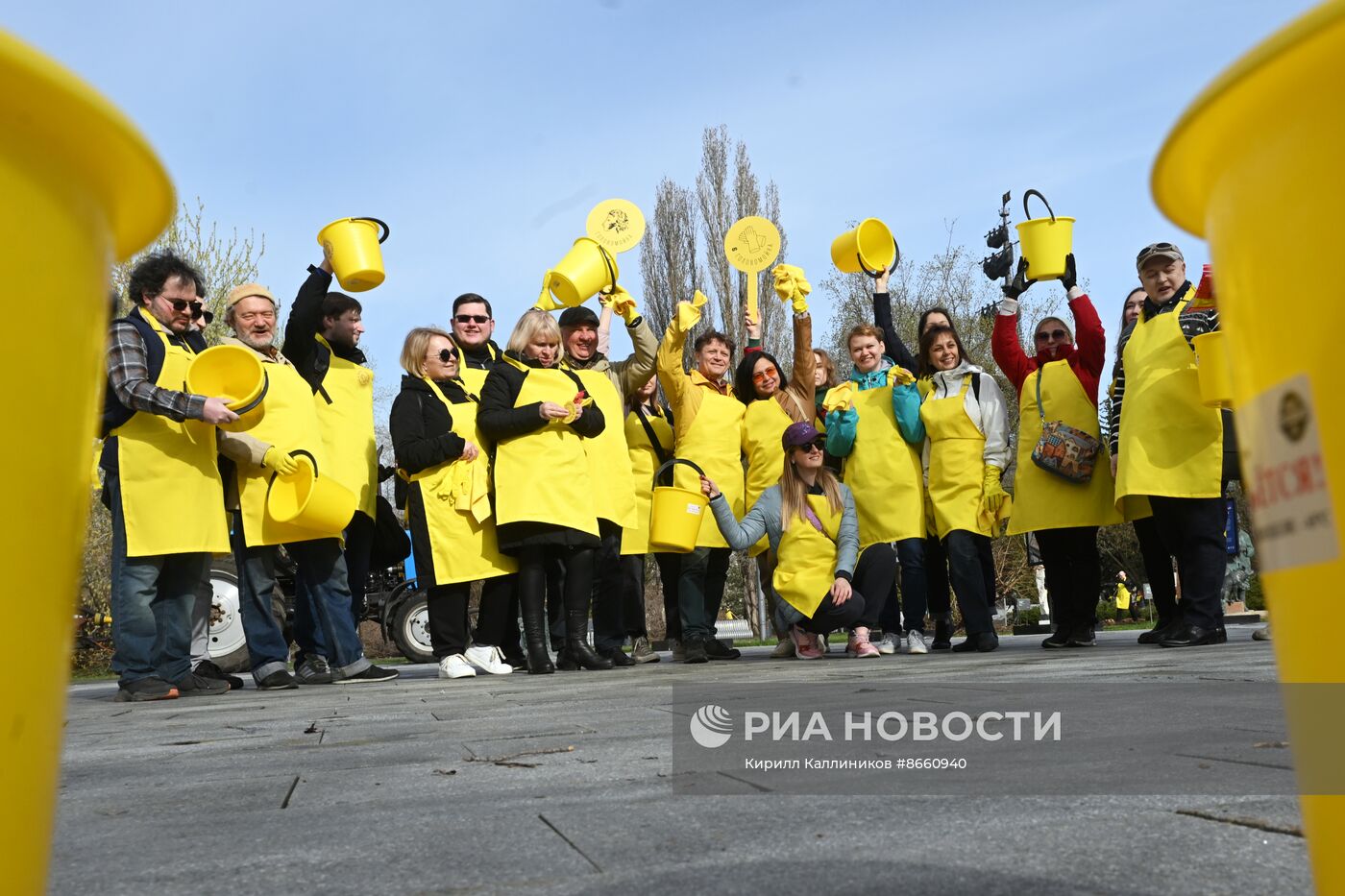 Городской субботник в парке искусств "Музеон"