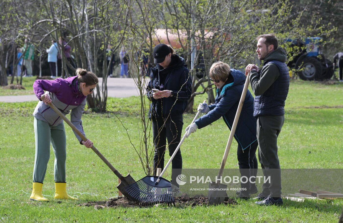 Общегородской субботник в Москве