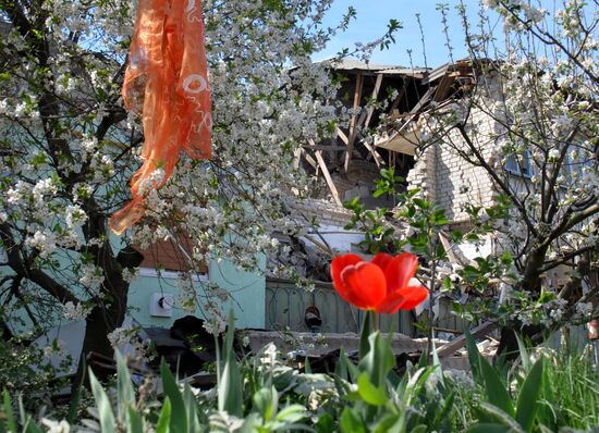 Последствия обстрела г. Токмака
