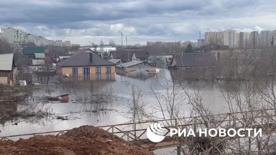 Затопленный конный клуб в Ленинском районе Оренбурга