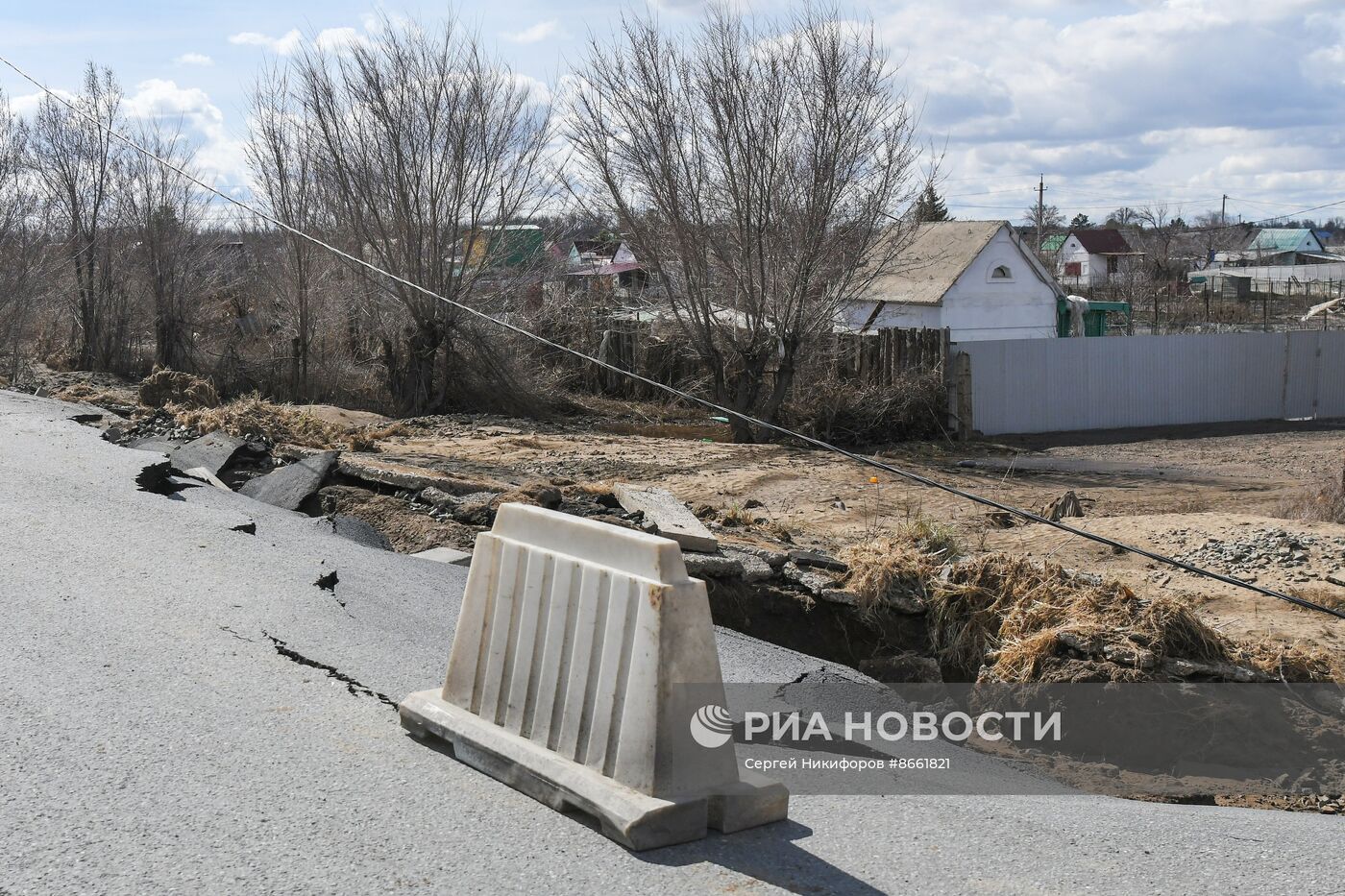 Вода уходит из Орска после пика паводка