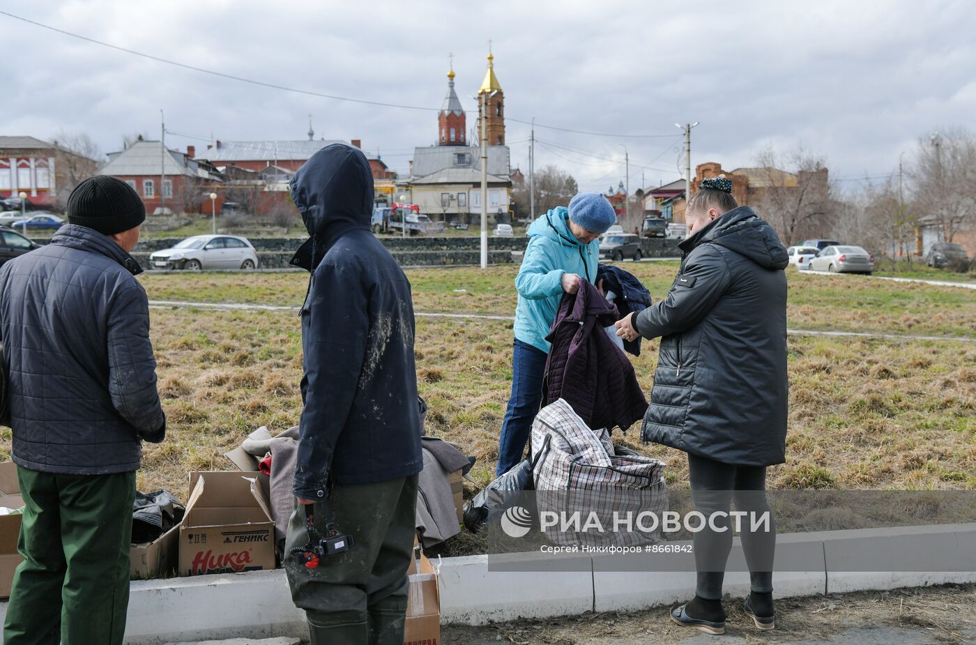 Вода уходит из Орска после пика паводка