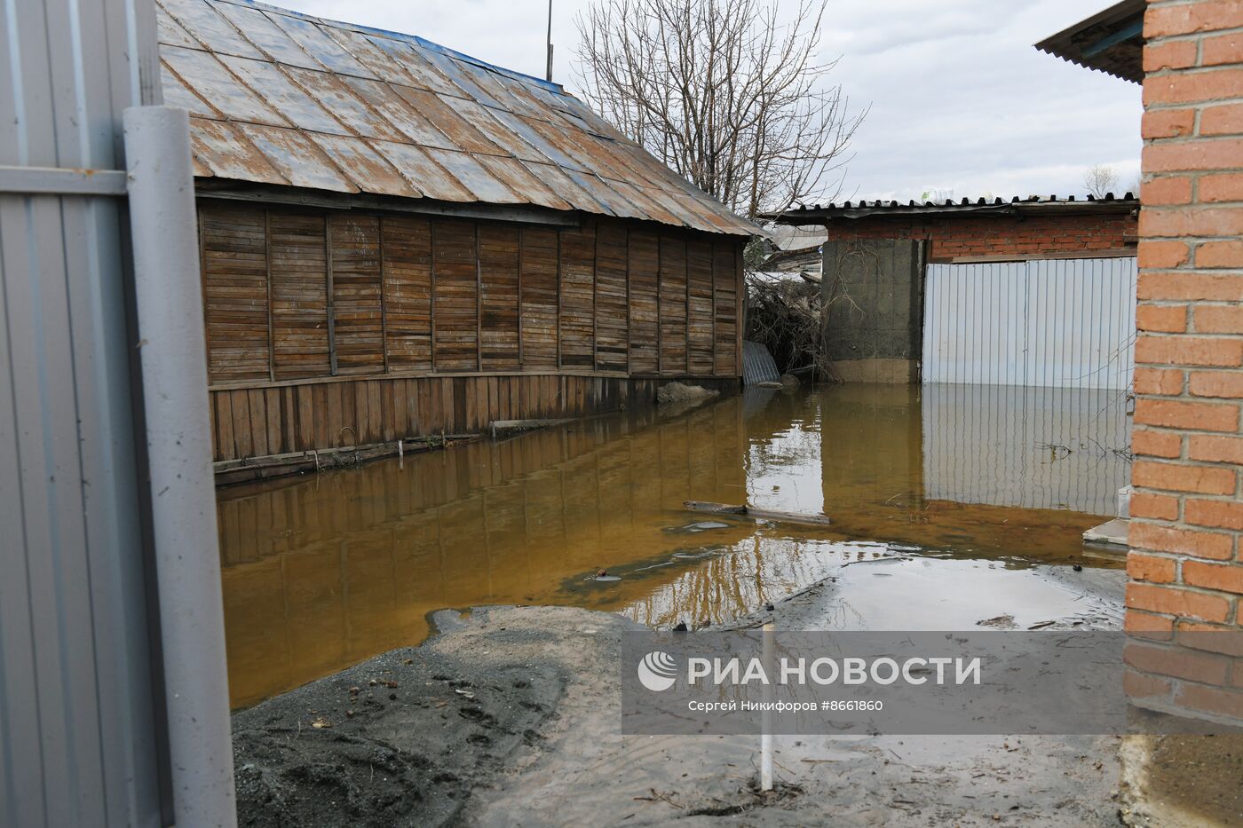 Вода уходит из Орска после пика паводка