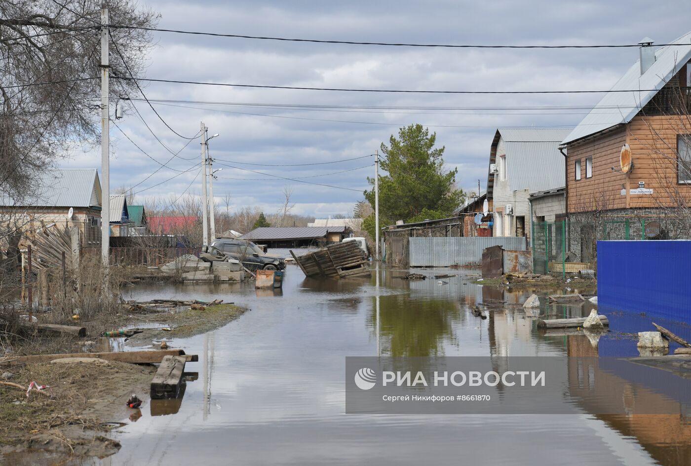 Вода уходит из Орска после пика паводка