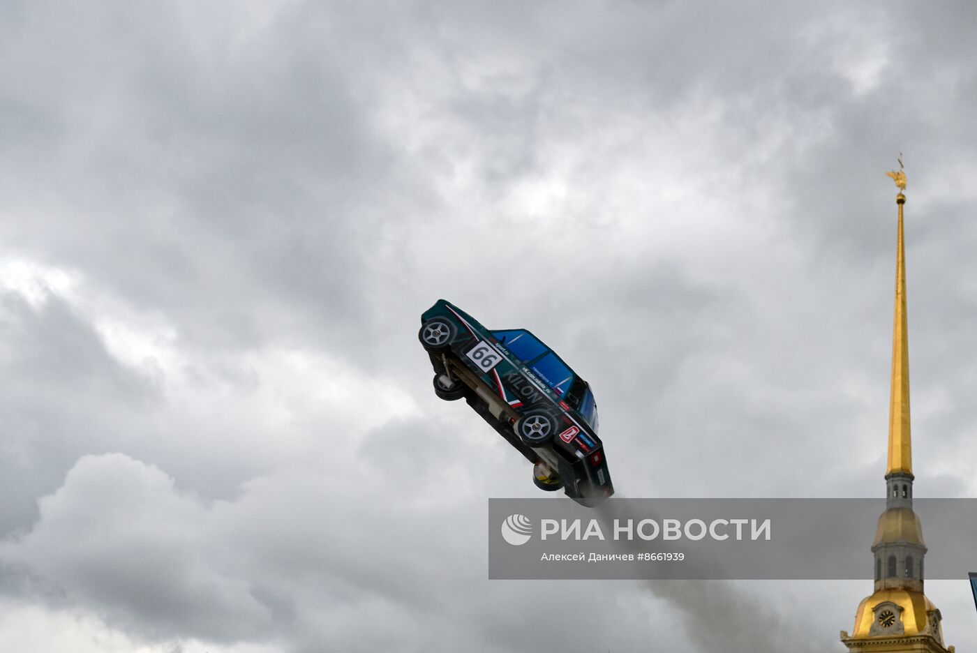 Празднование Дня космонавтики в Петропавловской крепости