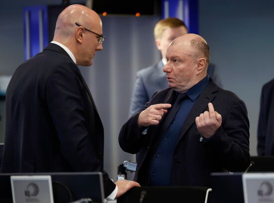 Премьер-министр Михаил Мишустин провел стратегическую сессию "О развитии финансовых инструментов в РФ"