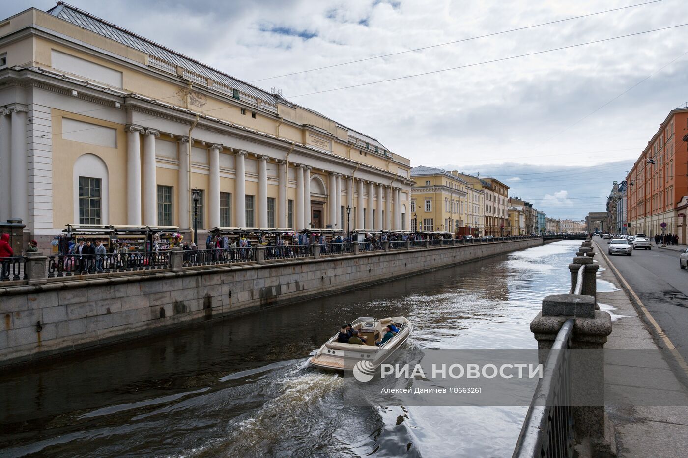 Открытие навигации в Санкт-Петербурге