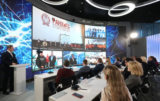 Выставка "Россия". Запуск Федеральной донорской акции "Знаю! Могу! Помогаю!"