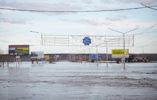 Продолжается подъем уровня воды в реке Тобол у Кургана