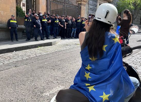 Протесты в Тбилиси против законопроекта об иноагентах