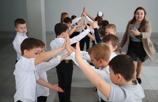 В лагере в Волгоградской области разместили сто детей из Белгорода