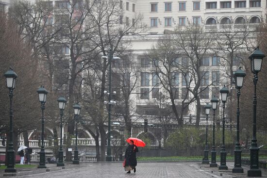 Сильный дождь в Москве