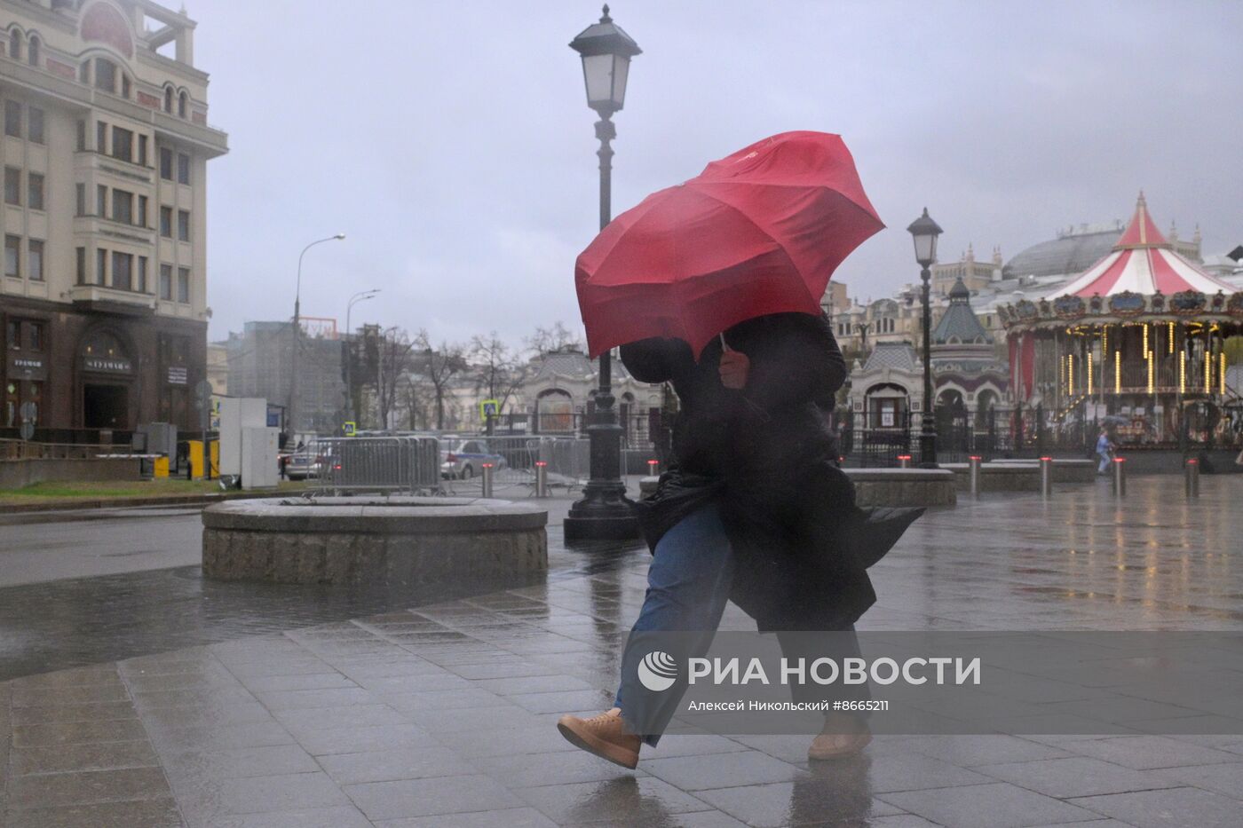 Москву накрыли ливни и шквалистый ветер