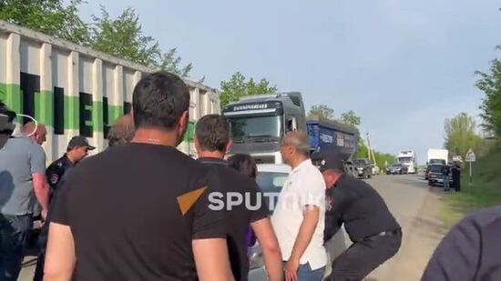 Полиция открыла межгосударственную трассу Армения-Грузия, которую тавушцы перекрыли с раннего утра