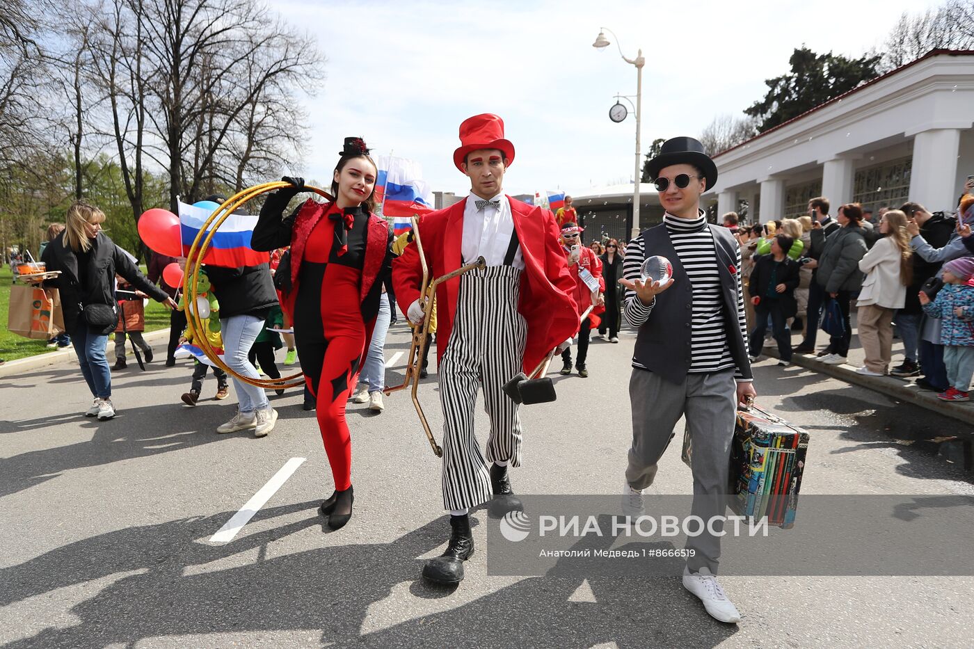 Выставка "Россия". Шествие "Искусство цирка"