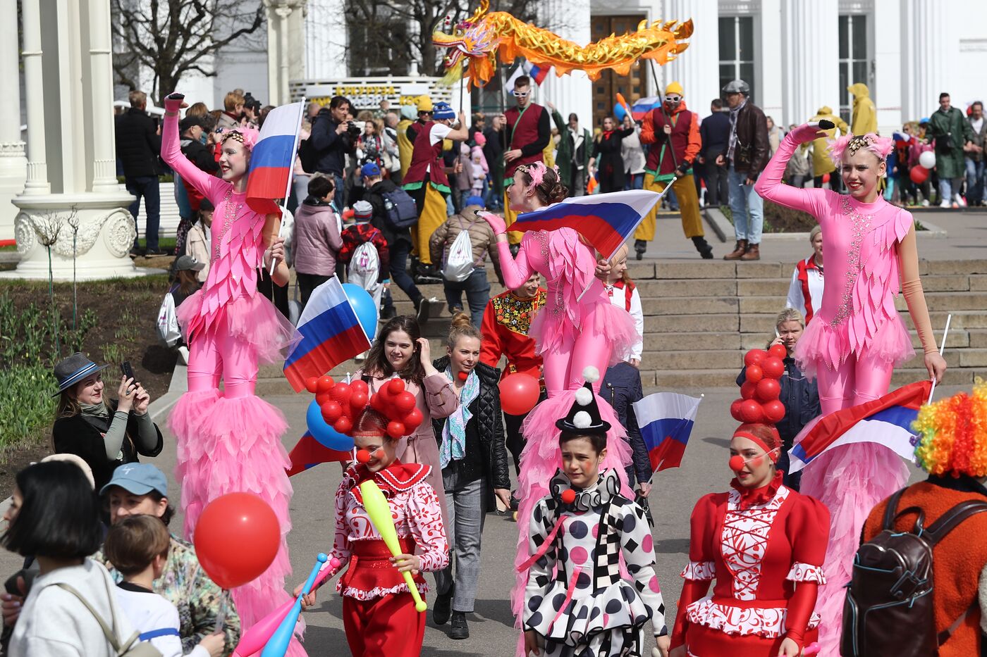 Выставка "Россия". Шествие "Искусство цирка"