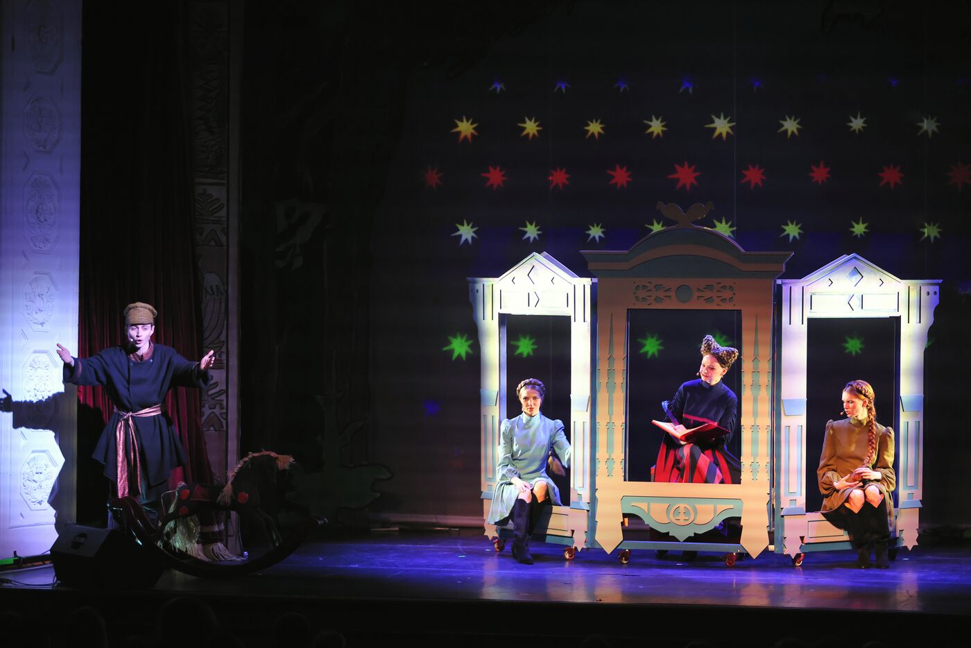 Выставка "Россия". Детский спектакль "Финист – ясный сокол"