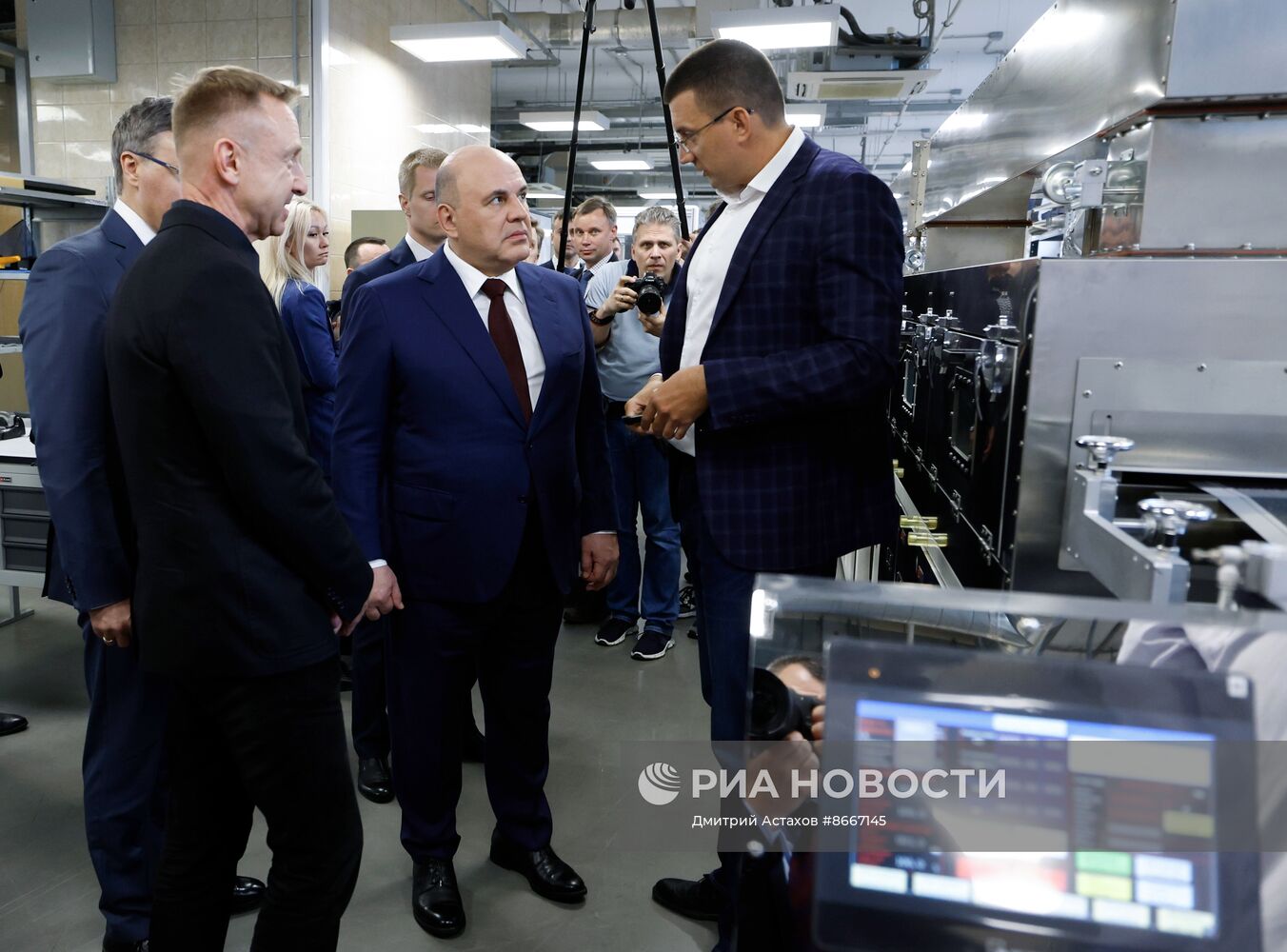 Премьер-министр Михаил Мишустин посетил МФТИ