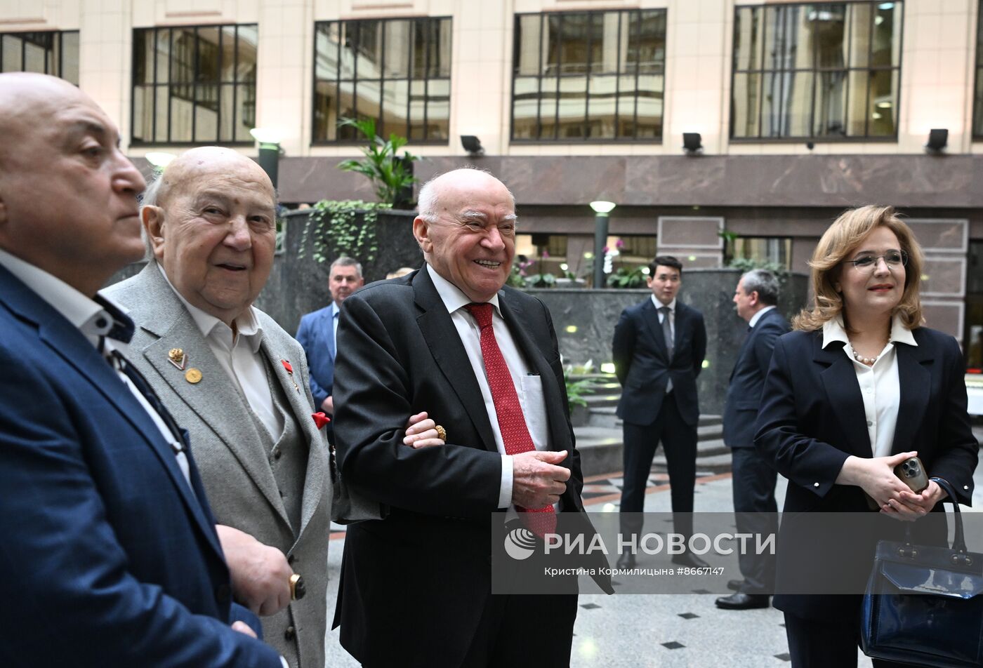 Открытие фотовыставки к 70-летию вступления России (СССР) в ЮНЕСКО