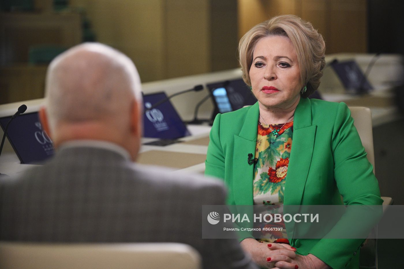 Интервью Валентины Матвиенко гендиректору "России сегодня" Дмитрию Киселеву 