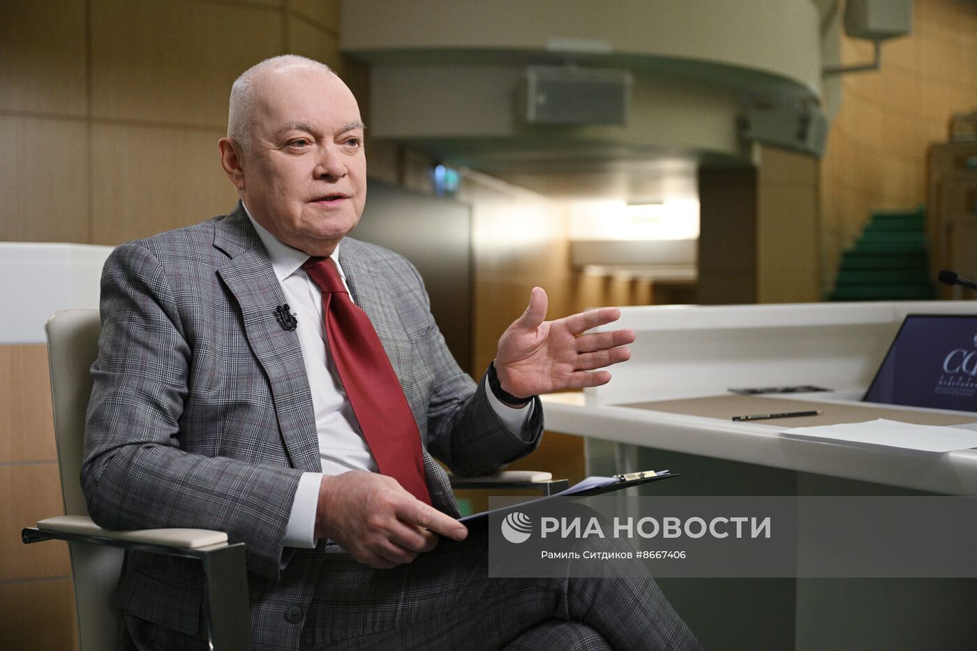 Интервью Валентины Матвиенко гендиректору "России сегодня" Дмитрию Киселеву 