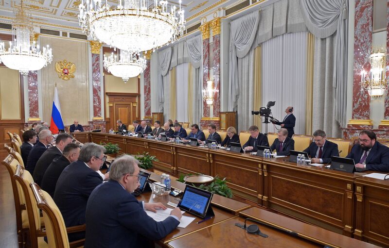Премьер-министр Михаил Мишустин провел заседание правительства РФ