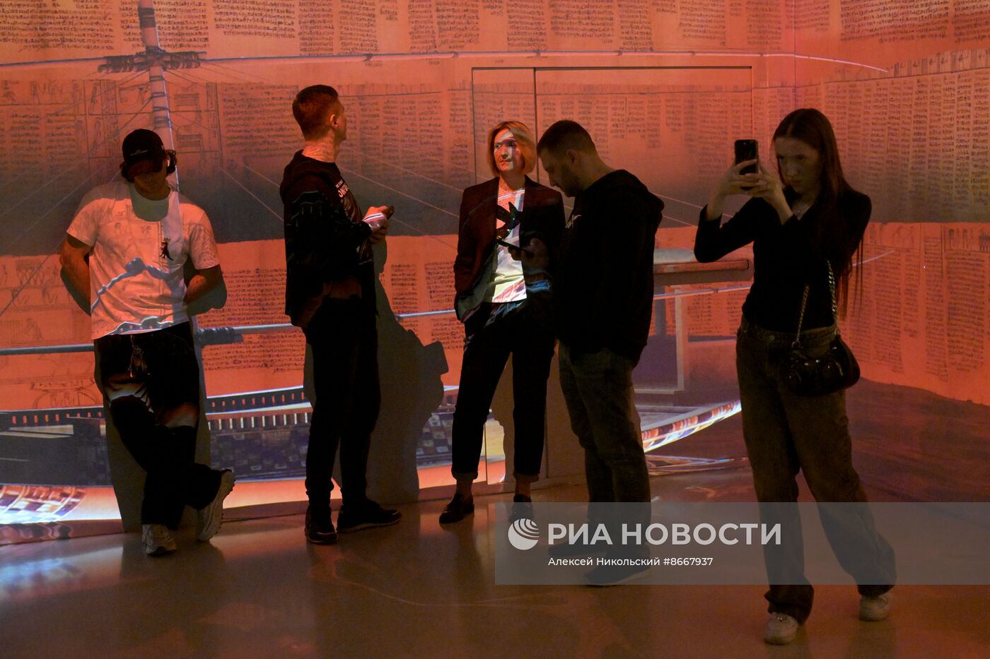 Шоу "Тутанхамон. В поисках вечной жизни"