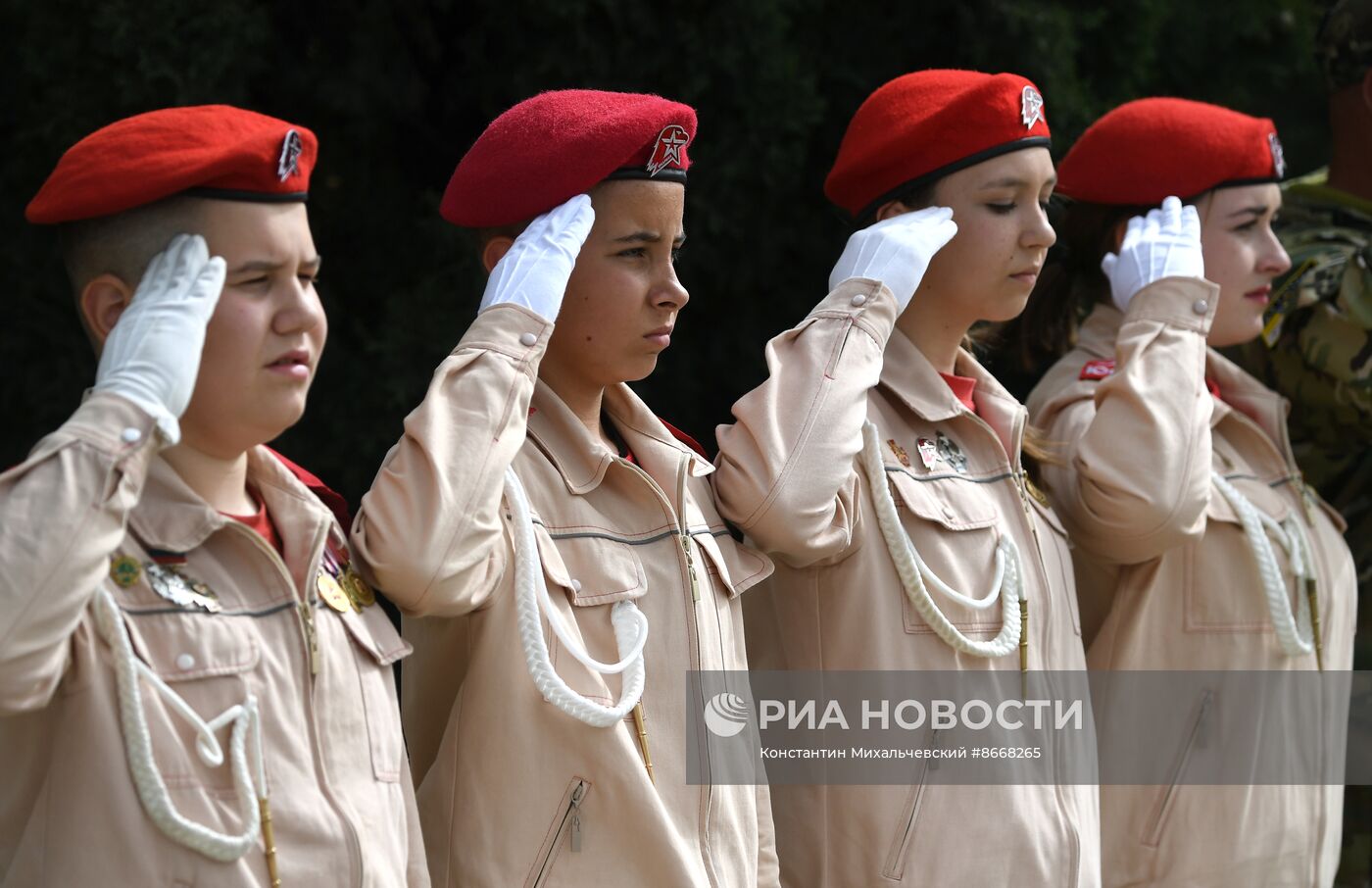 Отправка призывников на службу в ВС РФ