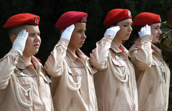 Отправка призывников на службу в ВС РФ