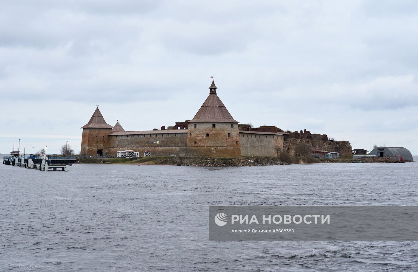 Музей-крепость Орешек перед открытием туристического сезона