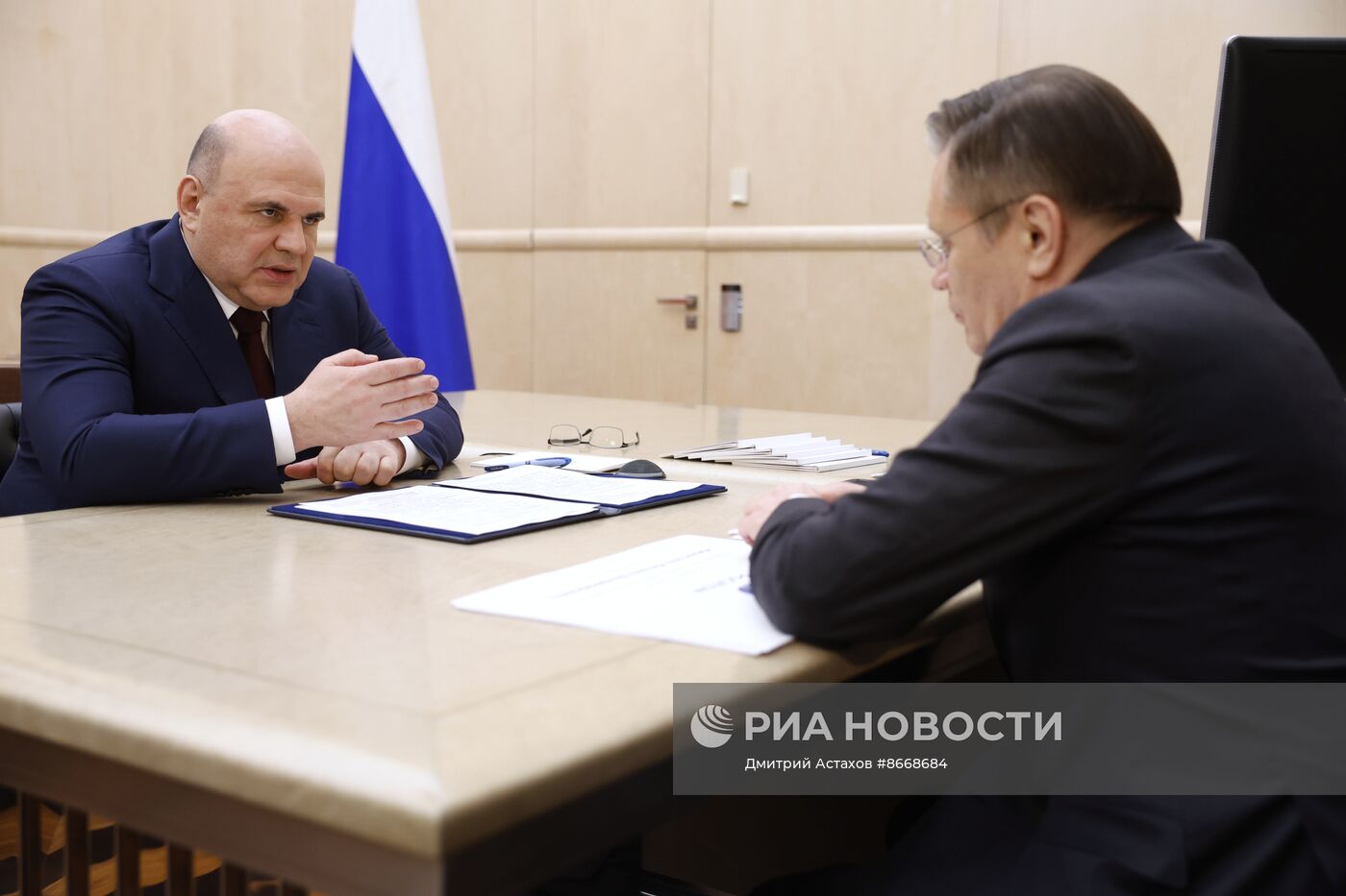 Премьер-министр Михаил Мишустин встретился с главой госкорпорации "Росатом" Алексеем Лихачевым