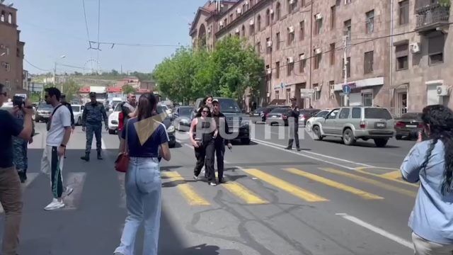Новые кадры задержаний из Еревана