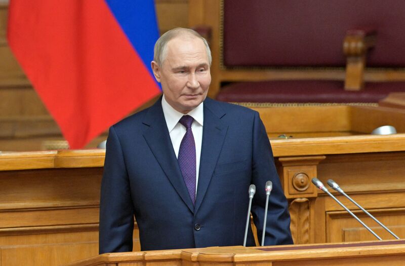 Президент Владимир Путин принял участие в заседании Совета законодателей РФ