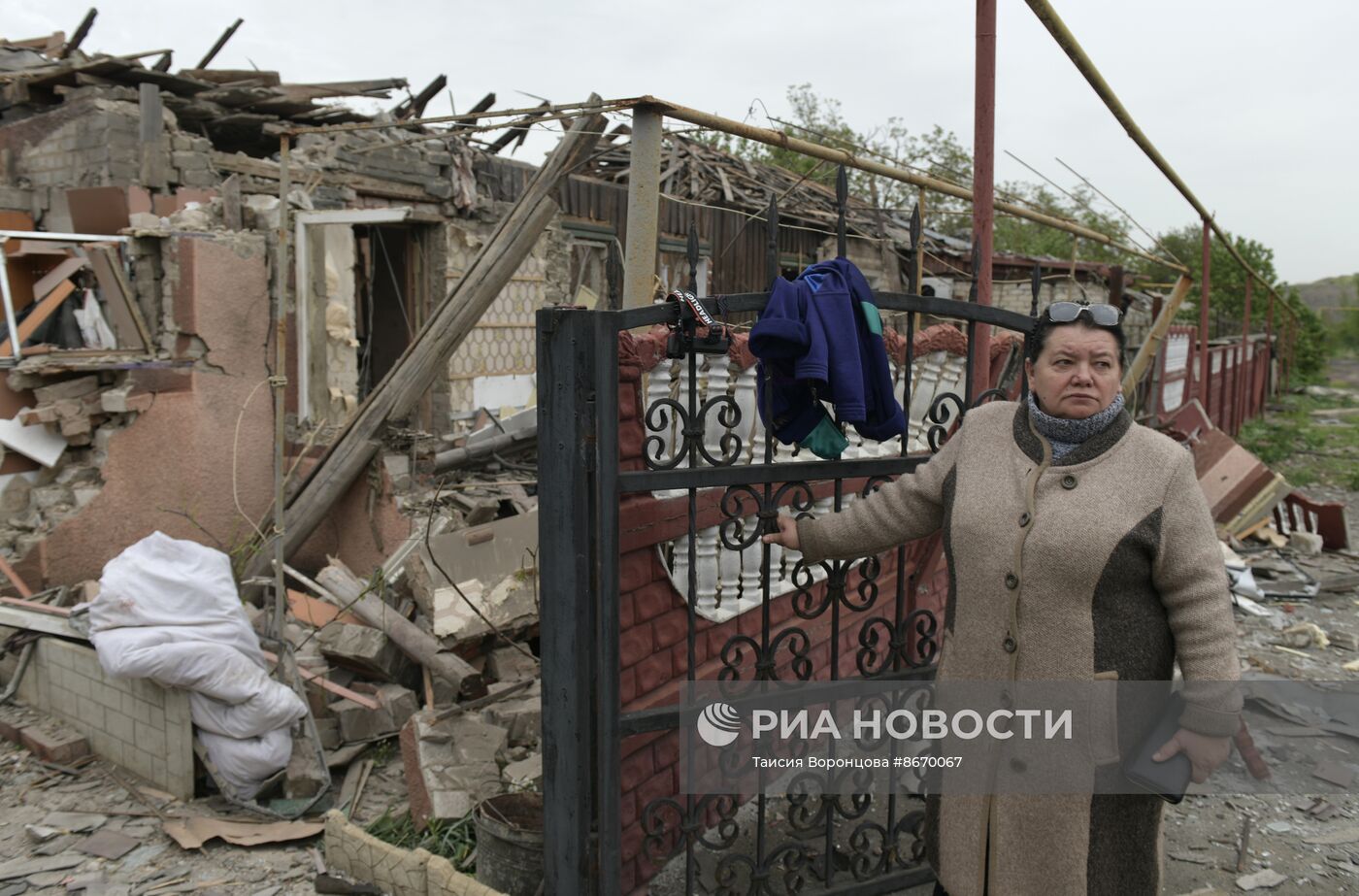 Последствия обстрела ВСУ Кировского района Донецка