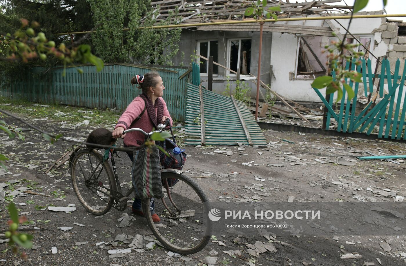 Последствия обстрела ВСУ Кировского района Донецка