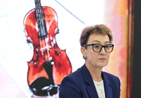 Выставка "Россия". Открытие Фестиваля, посвященного 90-летию художественной гимнастики