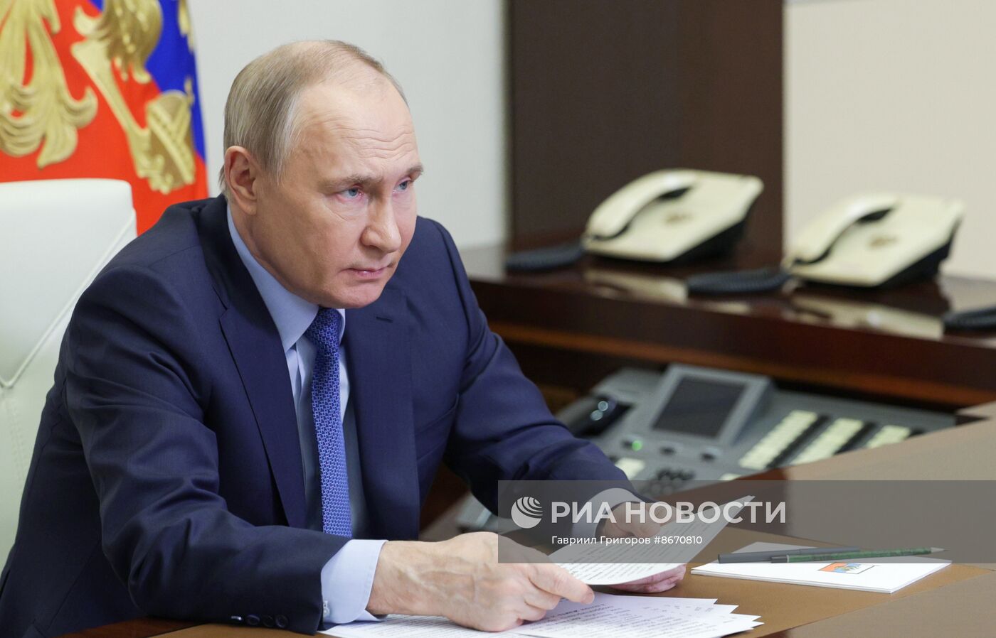 Президент Владимир Путин провел совещание по экономическим вопросам