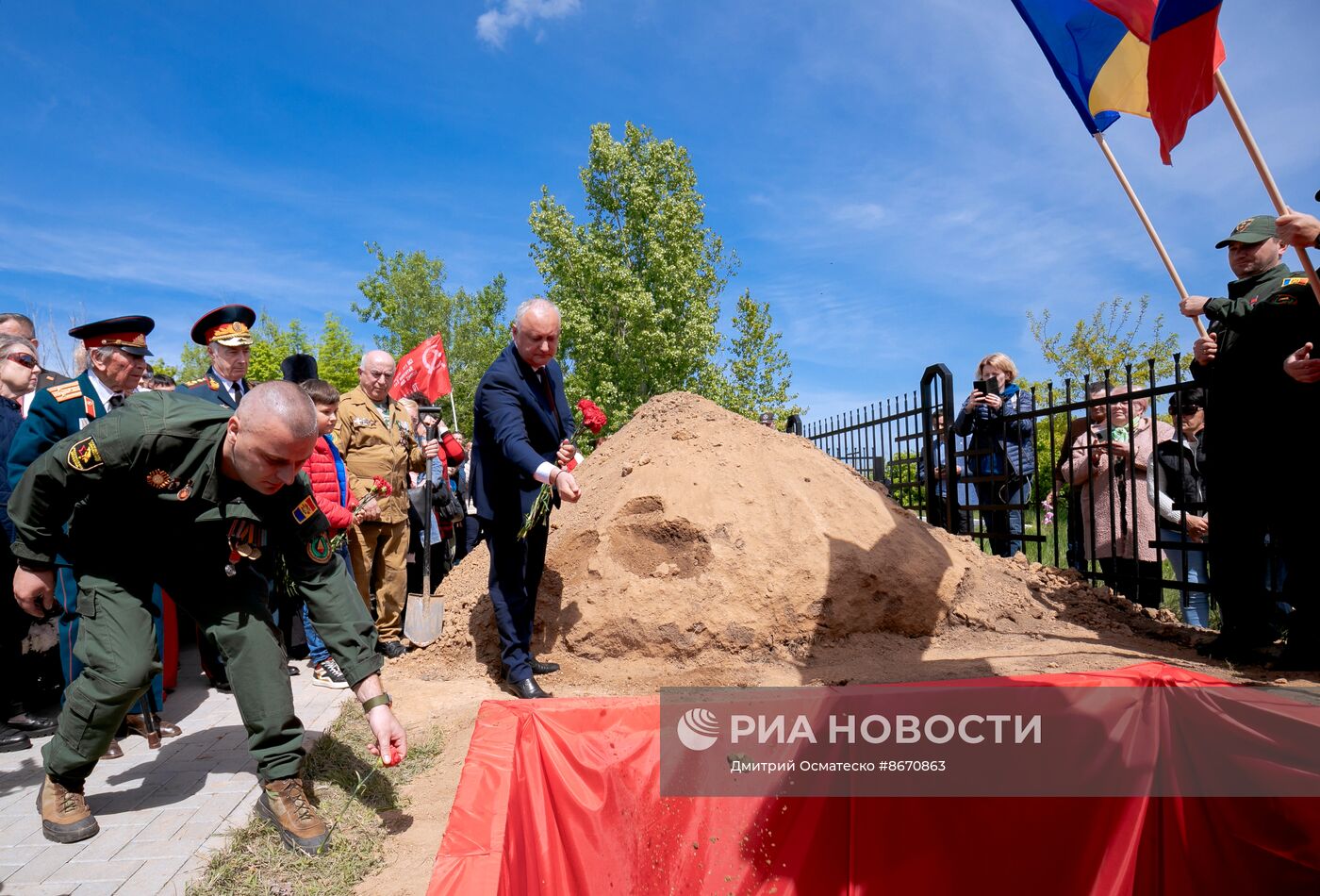 В Молдавии захоронили останки 15 бойцов Красной Армии