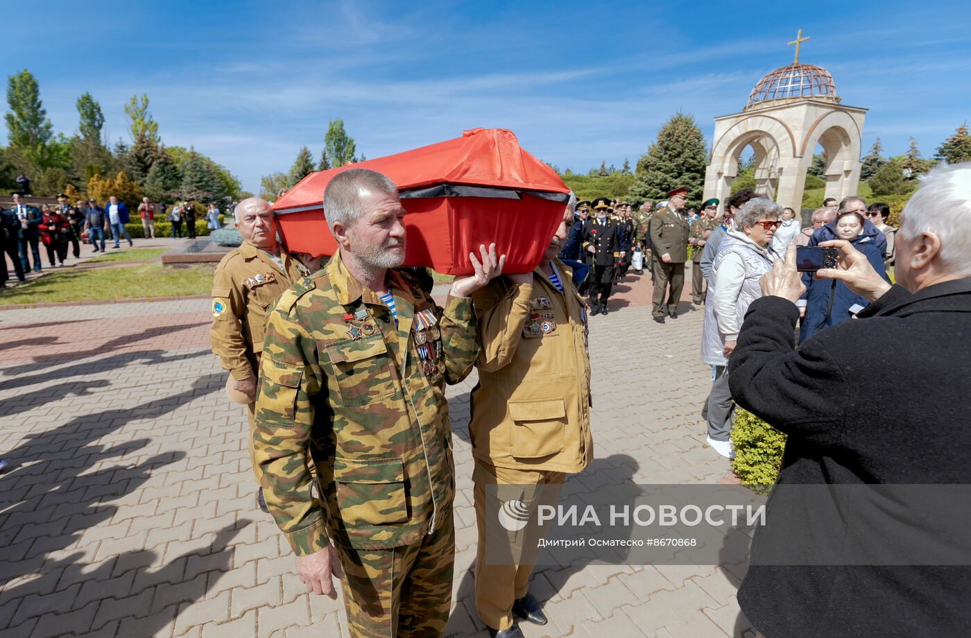 В Молдавии захоронили останки 15 бойцов Красной Армии