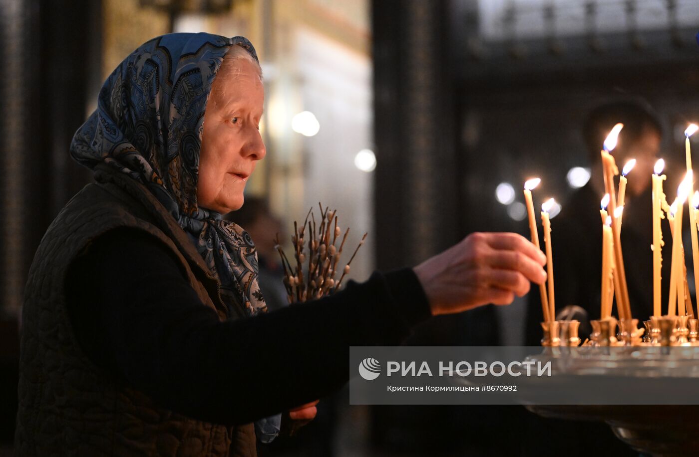 Освящение верб накануне Вербного воскресенья